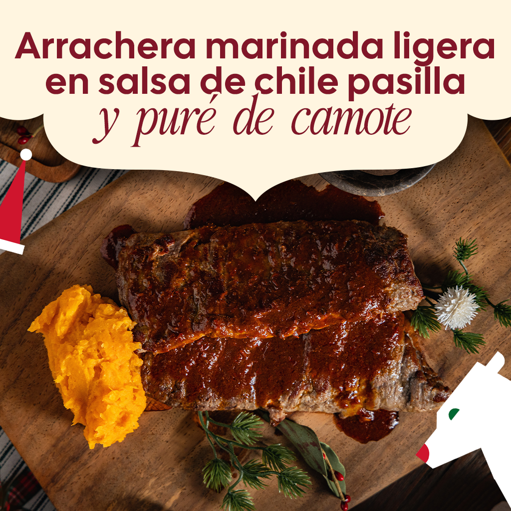 Arrachera marinada ligera en salsa de chile pasilla y puré de camote🥩🌚