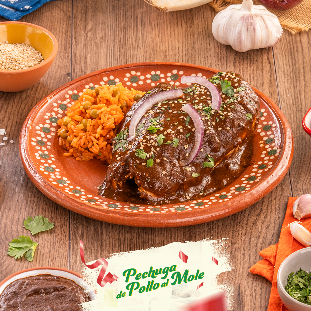 Pechuga de pollo al mole🍗